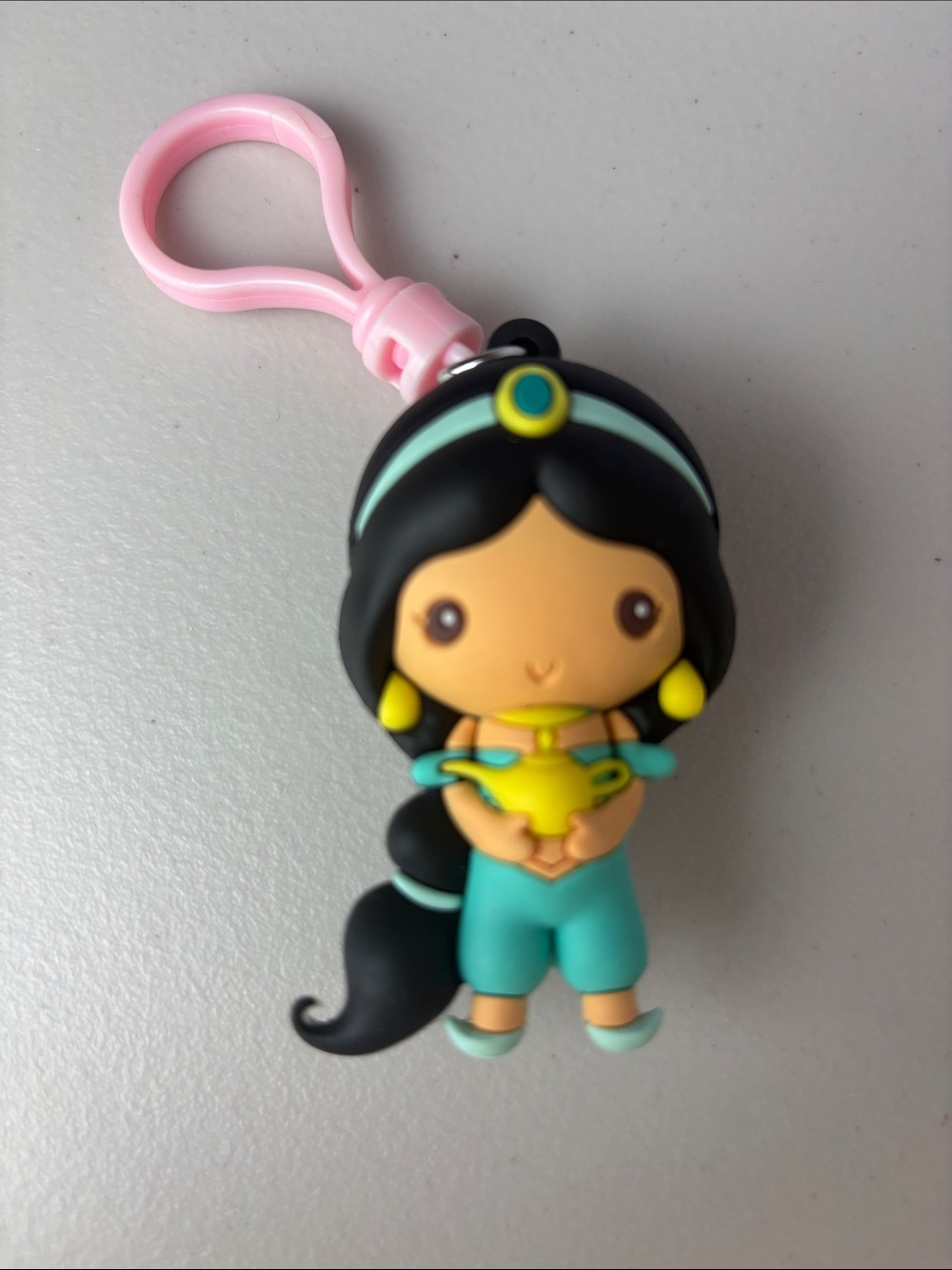 Disney Princess Jasmine Clip Keychain - Pink Clip, Turquoise Outfit, Black Hair